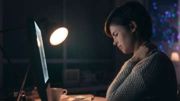 Night shifts may increase risk of common cancers in women