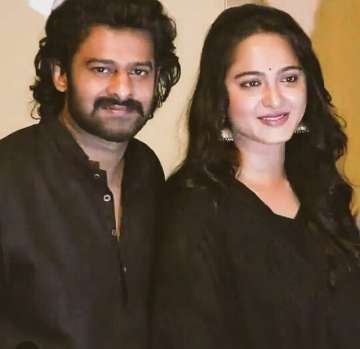 Prabhas has special message for Anushka Shetty post Bhaagamathie trailer