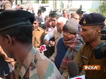 RJD supremo Lalu Yadav reaches Ranchi court.