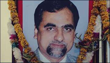 SC directs Maharashtra govt to give Justice Loya's documents to petitioners