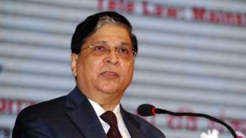 SC crisis: To resolve 'virtual' rift, CJI Dipak Misra meets four dissenting judges 