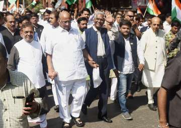 Sharad Pawar, D Raja, Sharad Yadav, Hardik Patel and Dinesh Trivedi at a rally in Mumbai on Friday