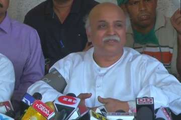 With tears in eyes, Pravin Togadia says 'conspiracies being hatched to get me killed'