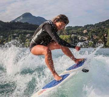 Surfers were found to swallow ten times more sea water than sea swimmers. (PC: Instagram/wakesurfmedia)