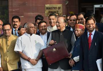 Budget 2018: Modi Govt extends sops to poor, middle class; Congress terms healthcare scheme 'jumla'