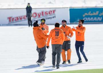 Royals, St. Moritz Ice Cricket