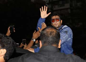 ranveer singh fans in line