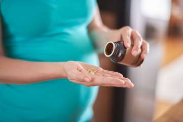 Fish oil supplements in pregnancy may cut kids' allergy risk