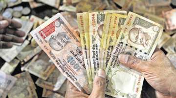 Banned Rs 500, Rs 1000 notes are being shredded, briquetted: RBI