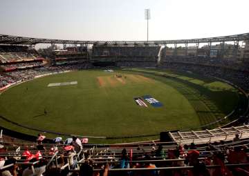 wankhede stadium mumbai history odi t20i test match IPL records pich report and average score