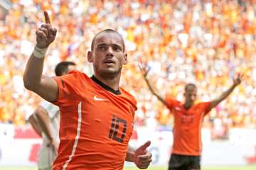 Wesley Sneijder retirement
