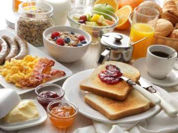Skipping breakfast can actually make you fat