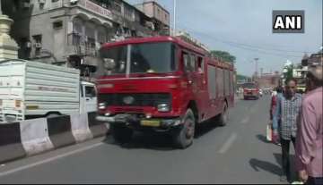 LIVE Updates | Delhi: Fire breaks out in Chandni Chowk, 1 injured taken to hospital