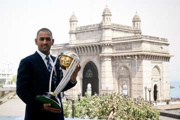 MS Dhoni icc world cup 2011