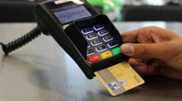 Cash crunch: SBI allows customers to withdraw up to Rs 2,000 from PoS machines free of charge