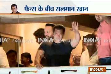 Salman Khan returns home