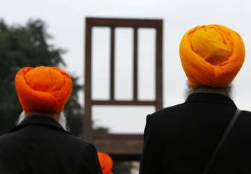 SC query on importance of turban irks Sikh bodies