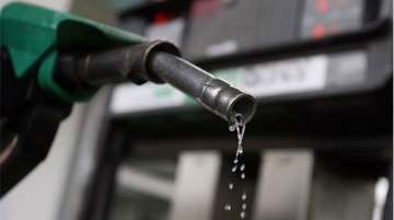 Oil majors expected to hike petrol, diesel prices by Rs 4 per litre to cover pre-Karnataka poll hiat