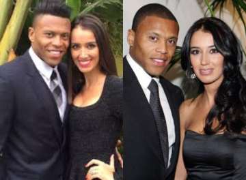 Ronaldinho and his girlfriends