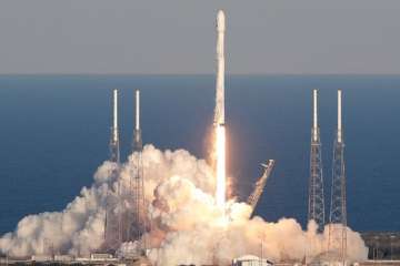 SpaceX Falcon 9 rocket takes 7 satellites for NASA, Iridium to orbit (File)
