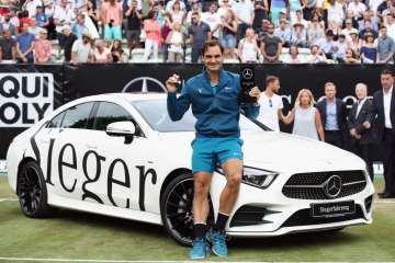 Roger Federer beats Milos Raonic to win Stuttgart Open, his 18th grass-court
