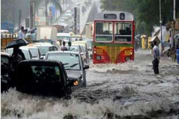 Earlier on Tuesday, the weather agencies had predicted heavy showers in the financial capital of the country between June 6 to 12, the worst spell since 26 July 2005, when Mumbai recorded 900 mm in a day.
