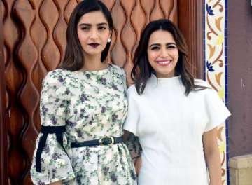 sonam kapoor and swara bhaskar