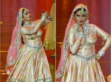 Rekha grooves to her popular songs at IIFA 2018