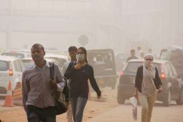 Delhi's air quality improves to 'moderate' level?