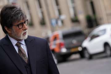 Badla: Amitabh Bachchan reveals his look for the Sujoy Ghosh film, see pics