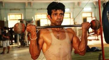 Mukkabaaz actor Vineet Kumar Singh to star in Manish Mundra's Adhar