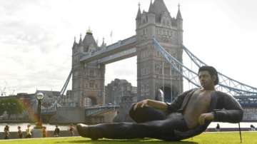 Jeff Goldblum's 25-foot statue erected in London to commemorate 25 years of Jurassic Park