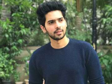 Singer Armaan Malik feels touched to perform for blind kids