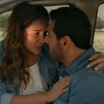 Satyameva Jayate:  John Abraham and Aisha Sharma show magical chemistry in Paniyon Sa song