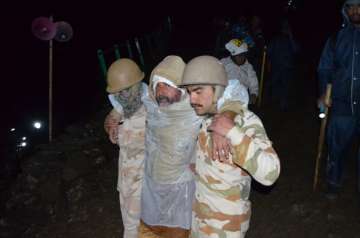 Indo-Tibetan Border Police personnel carried out rescue of pilgrims near Bararimarg on Baltal route after landslide
