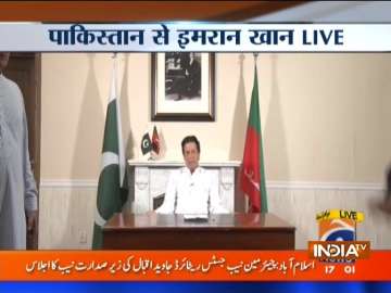 Imran Khan addressses press conference