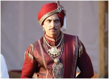 Manikarnika: Sonu Sood looks every inch royal as brave Marathi warrior in this latest picture