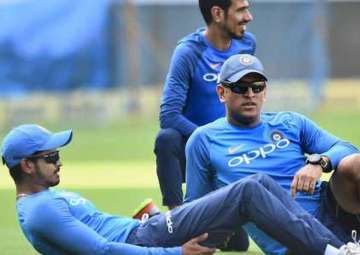 MS Dhoni, Shreyas Iyer