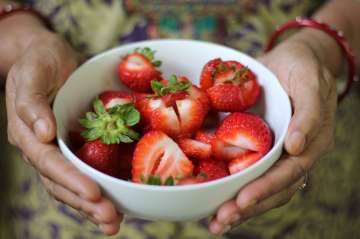 strawberry tomatoes cause allergy