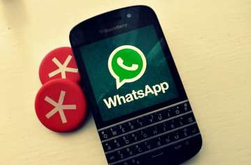 Karnataka: WhatsApp rumours claims another life, man lynched for giving chocolate to children in Bid