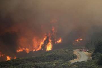 New fire erupts in Northern California