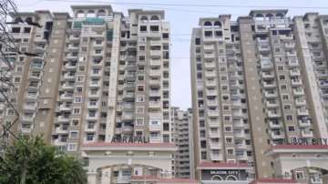 Amrapali Group trial