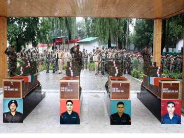 indian army pays tribute to its martyrs