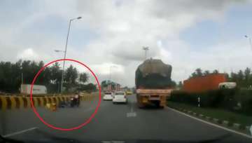 viral video, accident video, Bangalore accident video,