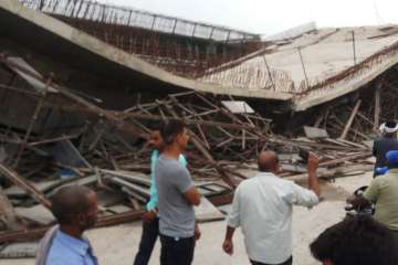 Basti flyover collapse NH 28