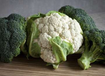Cabbage, broccoli and other green leafy vegetables may prevent colon cancer