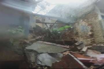Building collapses in Kanpur