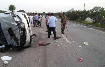 TDP leader Nandamuri Harikrishna dies in car accident 