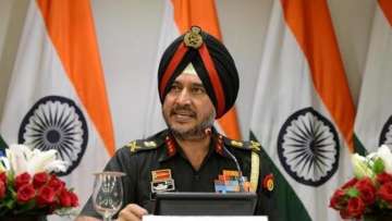 Jammu and Kashmir: Northern Army Commander takes stock of security situation in Rajouri