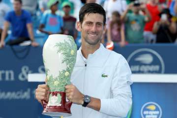 Novak Djokovic beats Roger Federer for first Cincinnati title